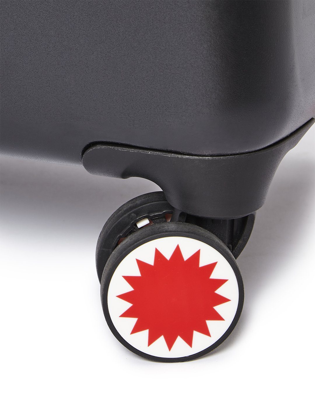 SHARKITECTURE MOLDED 29? FULL-SIZE LUGGAGE