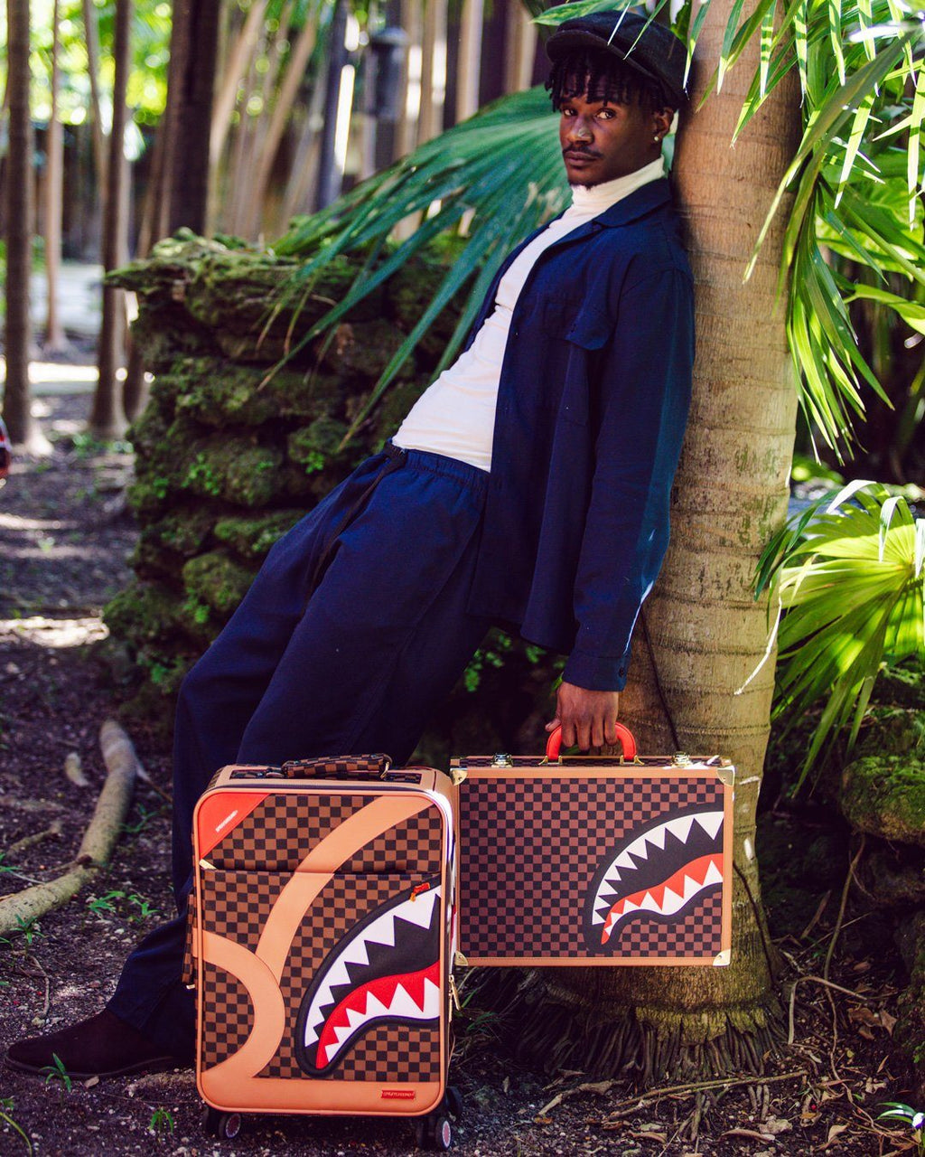HENNY AIR TO THE THRONE ATTACH� BRIEFCASE