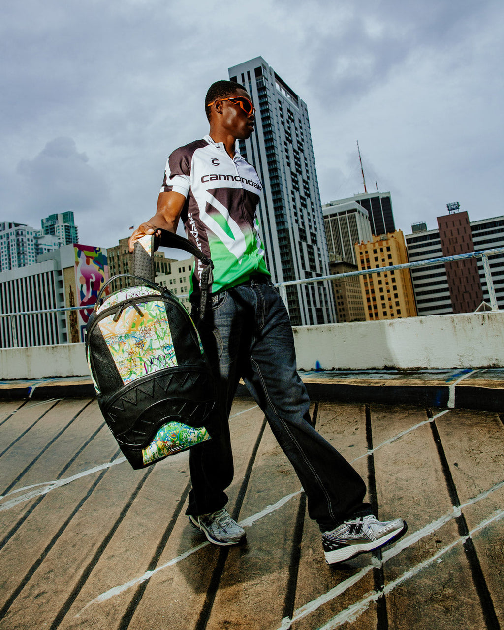 NEW YORK TO BUENOS AIRES DLXSV BACKPACK