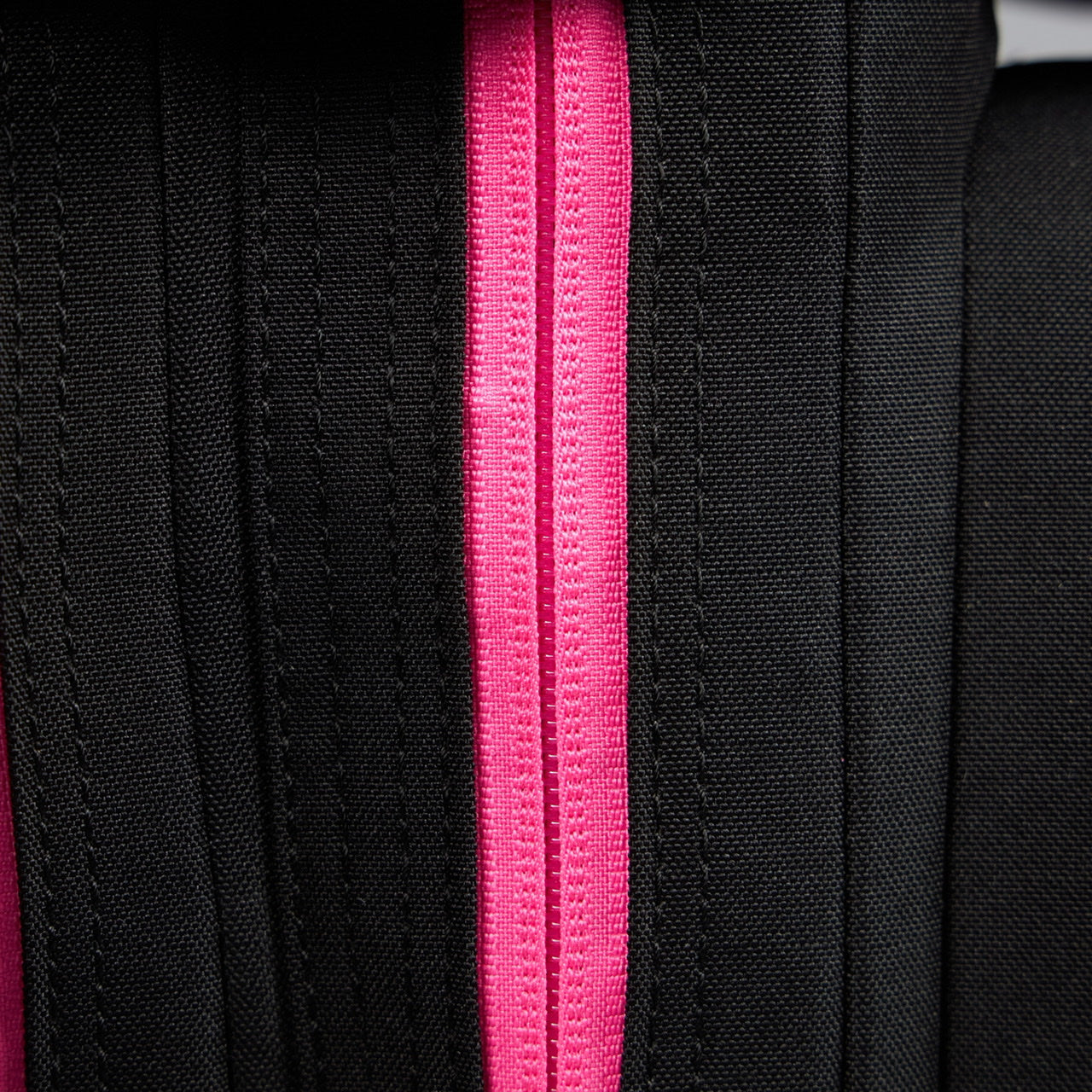 35L Black Neon Pink Meal Prep Management