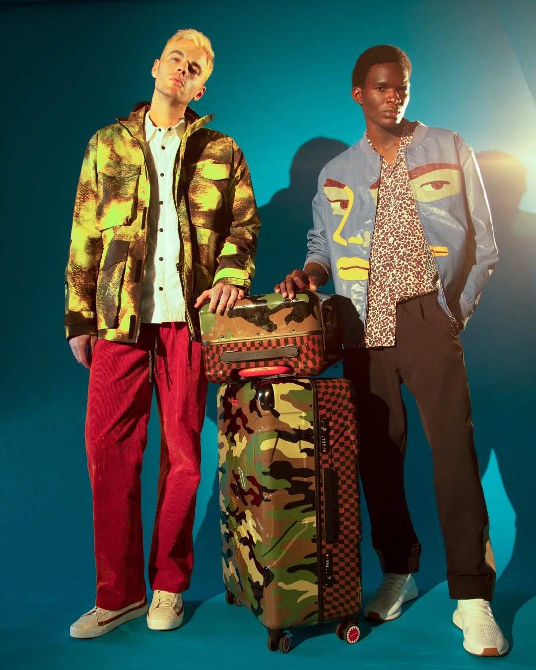 JUNGLE PARIS 21.5? CARRY-ON SHARKITECTURE LUGGAGE