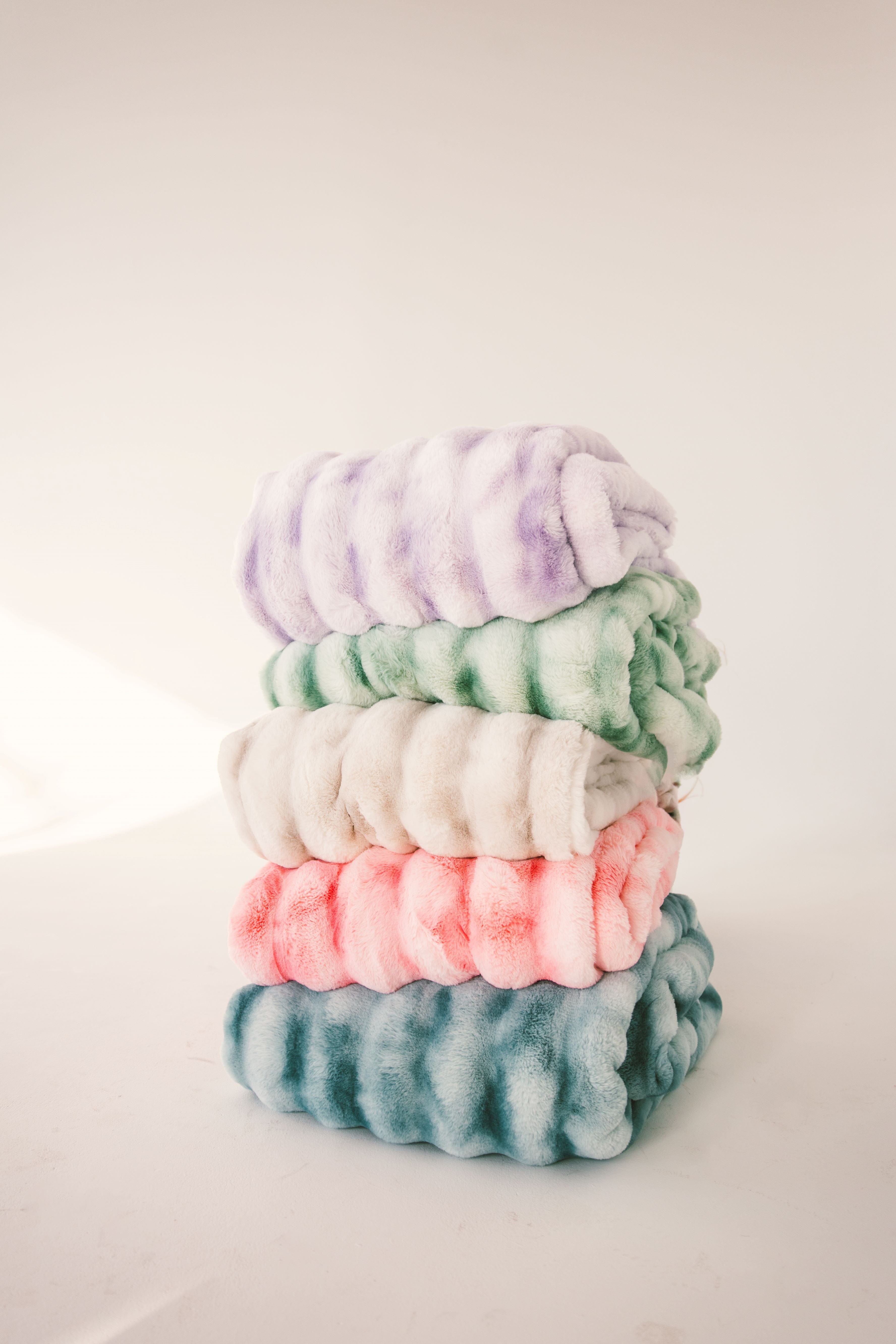 Extreme Ultra Cloud Malachite Green Blanket