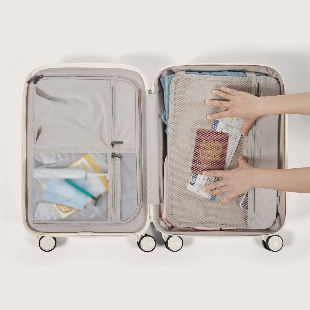 Roamer 20" Carry On