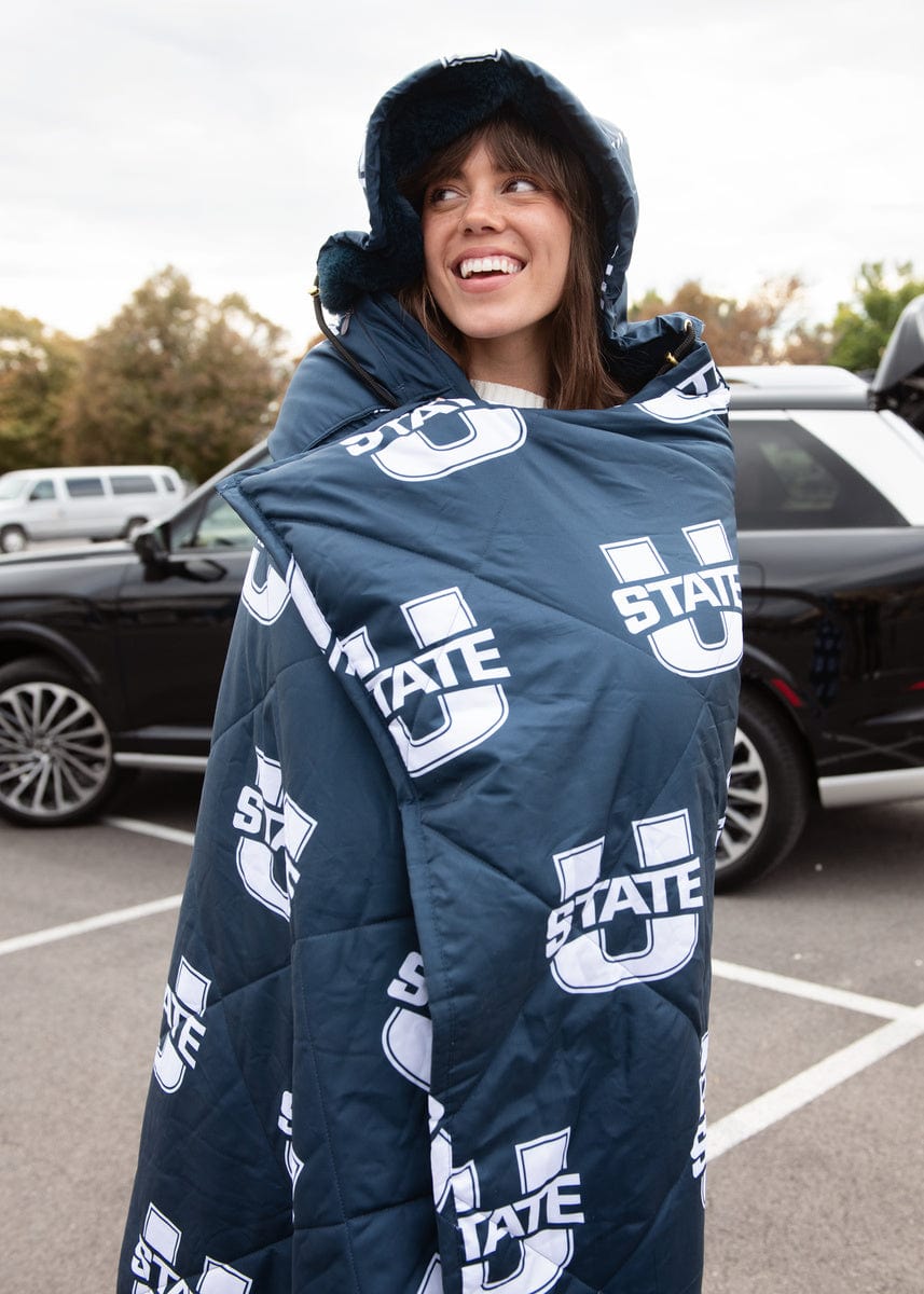 Utah State Aggies Hooded Stadium Blanket - Everywhere Blanket