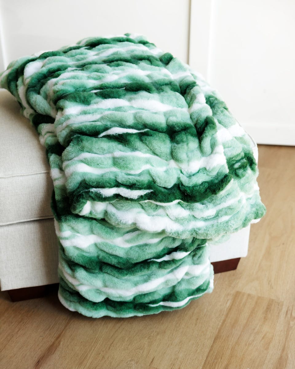 White Glove Hugs Swirl Forest Green